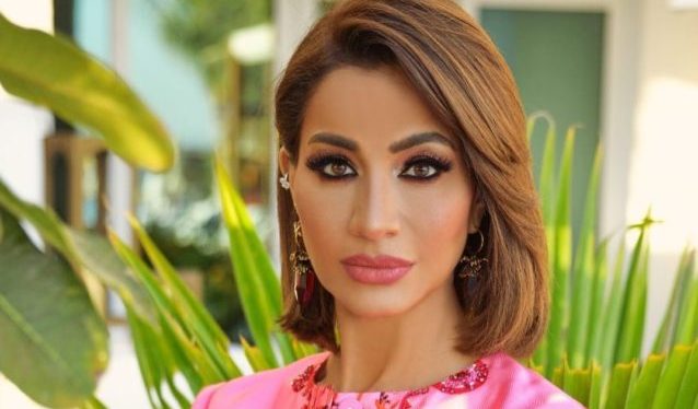 إعلامية مصرية تكشف عن تعرضها لخطأ طبي كارثي

